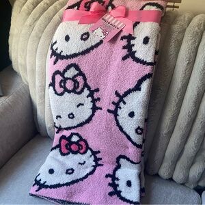 Hello Kitty Blanket - Fuzzy Pink Blanket